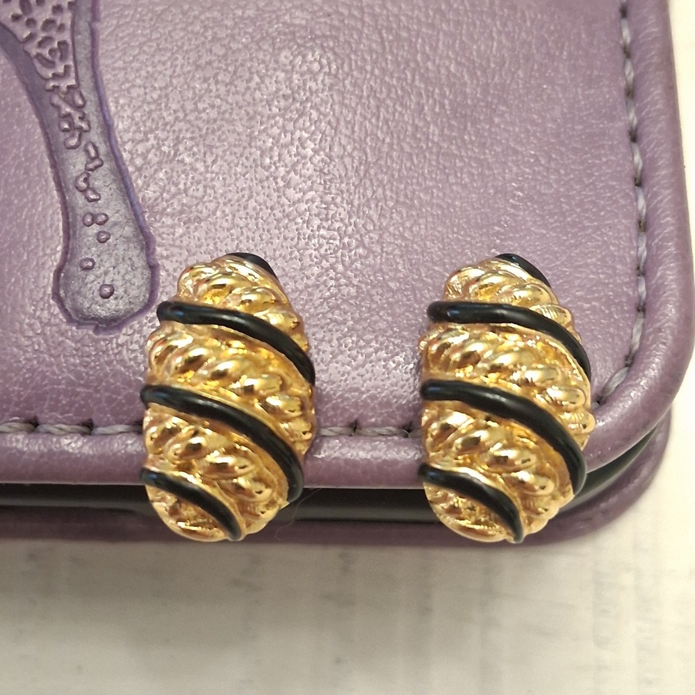 Trifari Clip On Earrings Womens Gold Black Enamel Textured Vintage Excellent